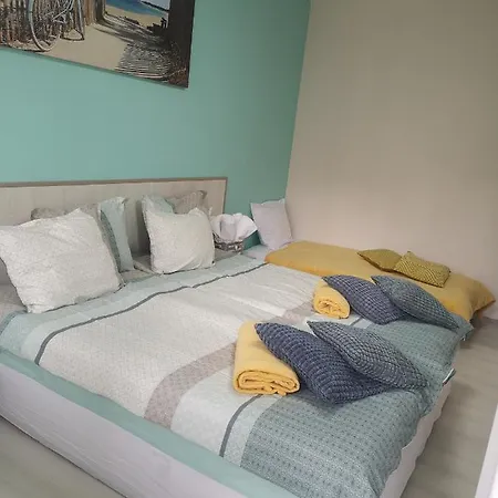 Уютен Дом 1 Apartment
